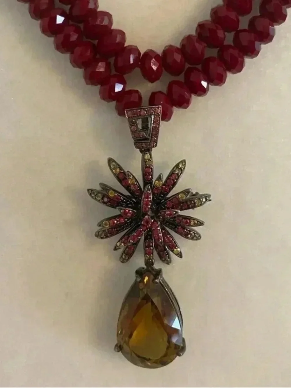 High End Short Beaded Double String Necklace With Removable Pendant Red